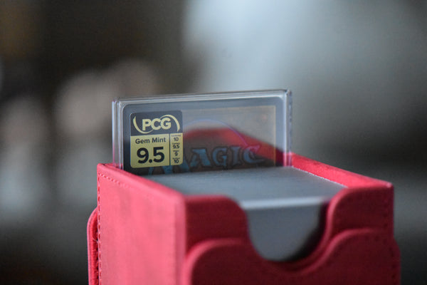 Giada Font of Hope Mana Foil PCG 9.5 Gem Mint in a Slim Player Slab inside red deckbox - back view