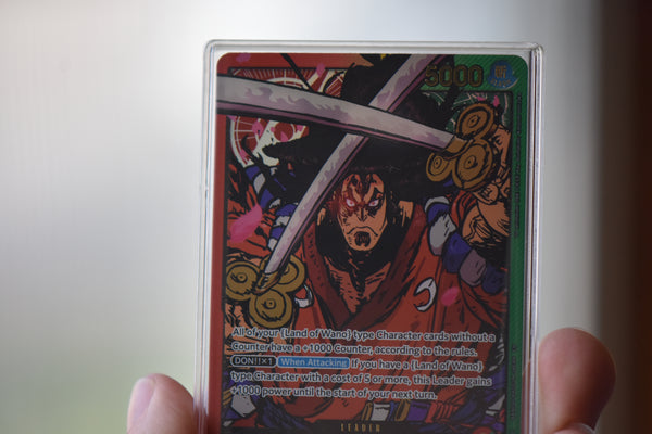 Kouzuki Oden (SP) Gold Foil in a PCG Slim Player Slab - closeup