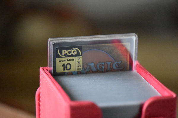 Lathril Mana Foil PCG 10 Gem Mint in a Slim Player Slab inside a red deckbox - back view